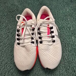 Nike Air Zoom Pegasus 38‎ Flyease 9.5 Womens Running Shoes White Pink DJ5401-100